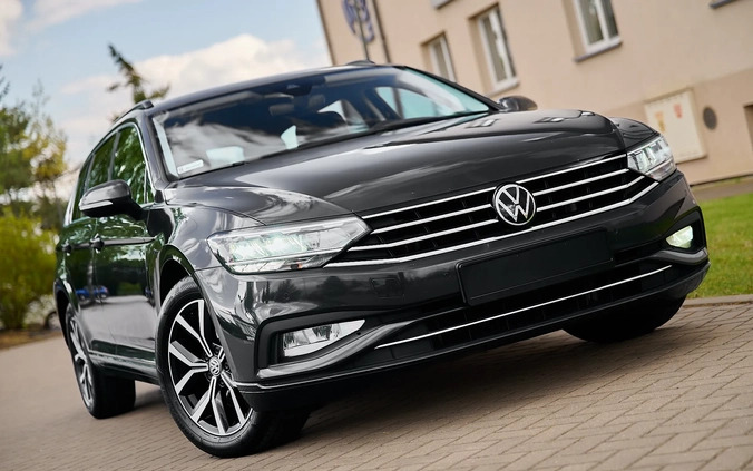 Volkswagen Passat cena 74800 przebieg: 189200, rok produkcji 2020 z Wąsosz małe 781